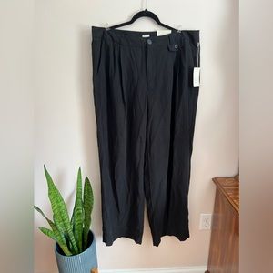 NWT - Women's High-Rise Relaxed Fit Baggy Wide Leg Trousers - A New Day